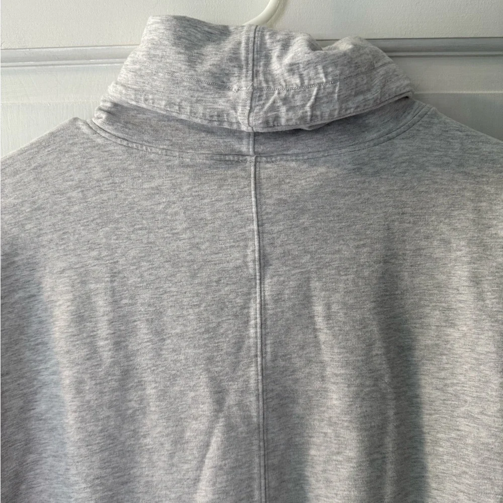 Lululemon Stress Less Gray Pullover Sweatshirt Cowl Neck Woman’s Size 4